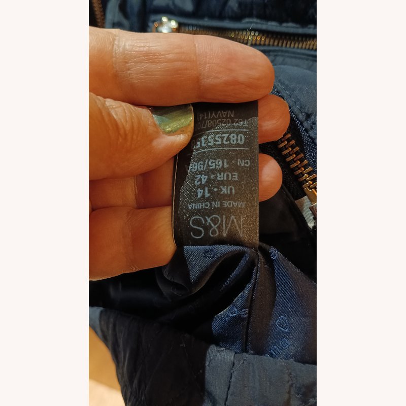 Per Una Quilted Hooded Jacket – Marks & Spencer – UK 14 / EUR 42 – Very Good Condition (VGC) - Image 6