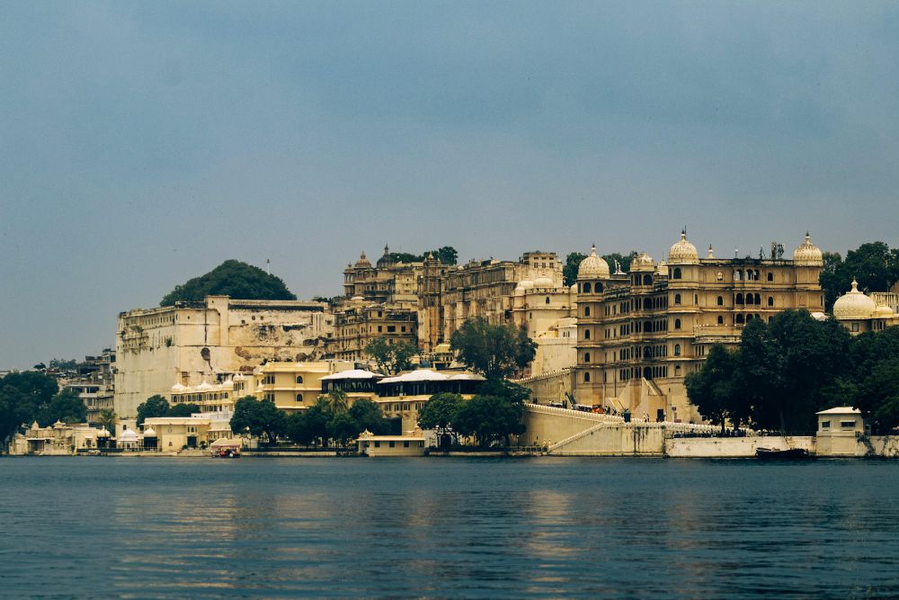 https://images.prabisha.com/uploads/6a0aa1ff6d5f8_1779081727.jpg